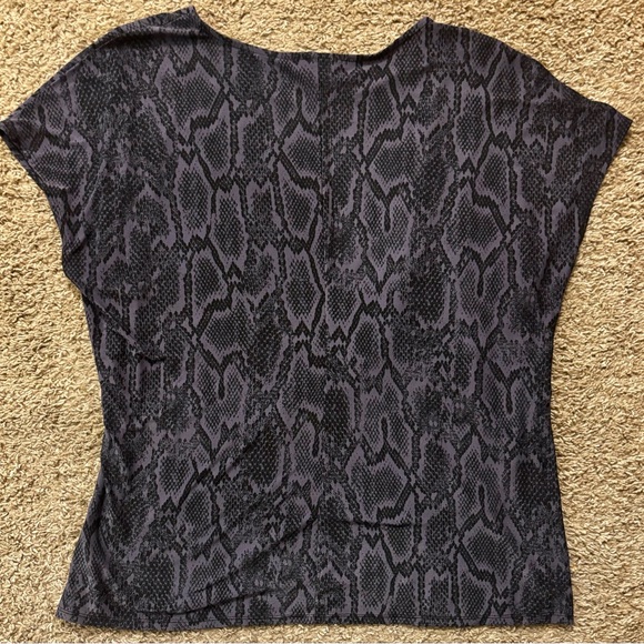 Jennifer Lopez Woman XXL Purple Snake Skin Crisscross design Great Condition - Picture 12 of 14